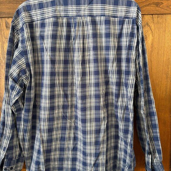 Super soft plaid shirt - Picture 2 of 2